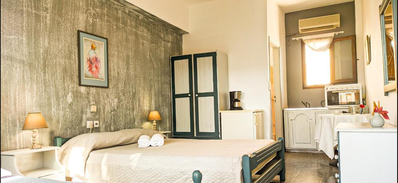 Knossos Apartments Палекастрон Екстериор снимка