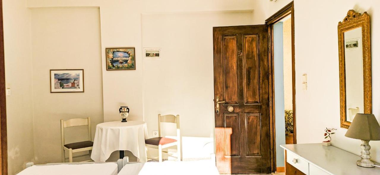 Knossos Apartments Палекастрон Екстериор снимка