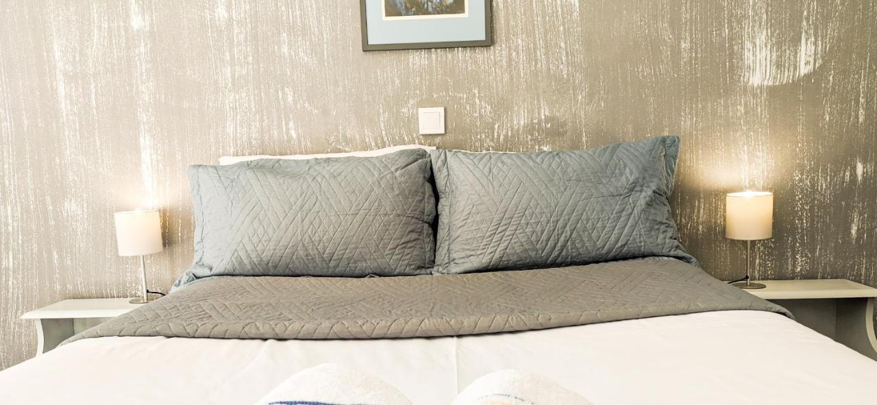 Knossos Apartments Палекастрон Екстериор снимка